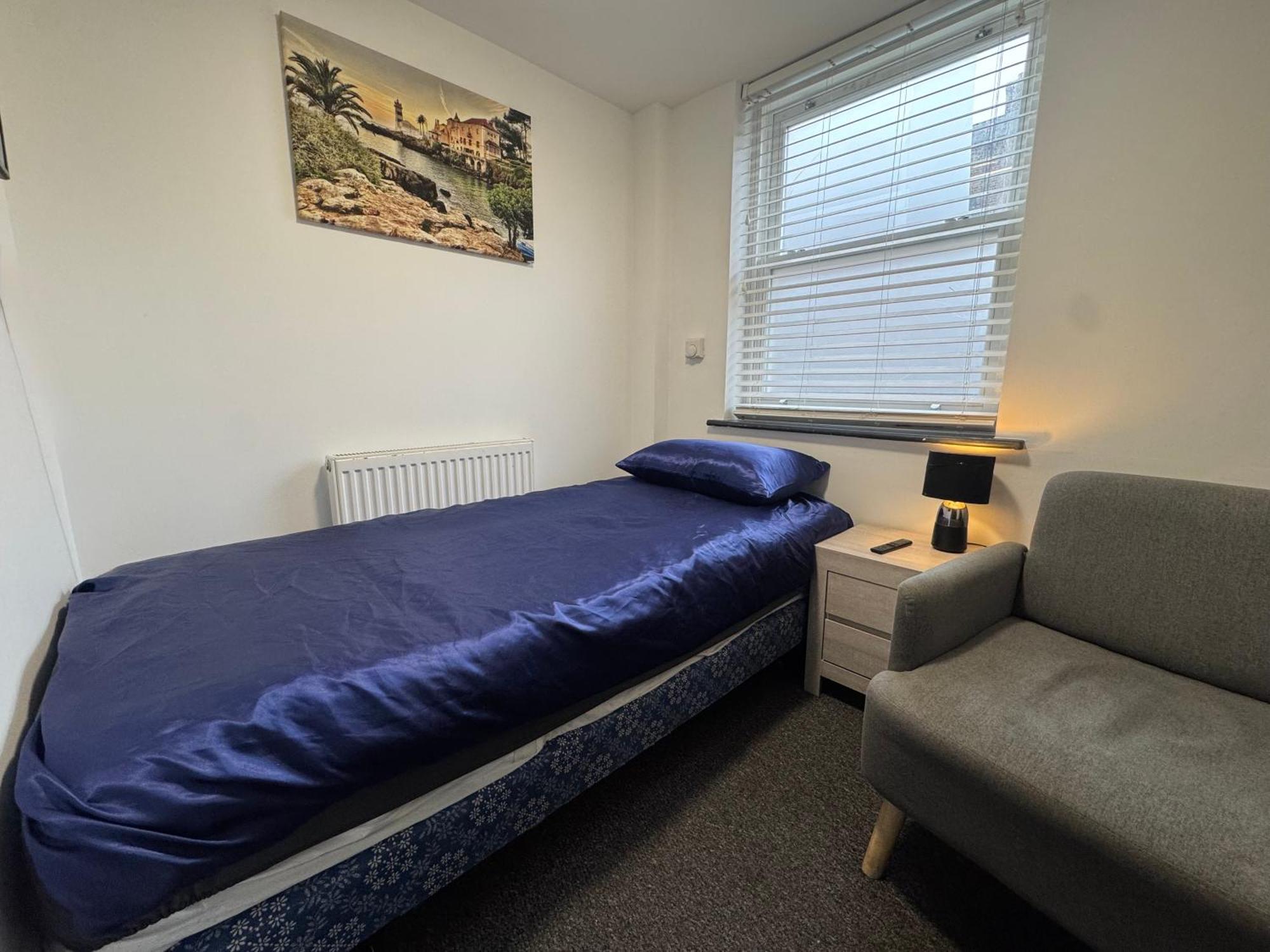 Gate Lodge - Private En-Suite Rooms, Kings Lynn, Central Location Кингс-Линн Экстерьер фото